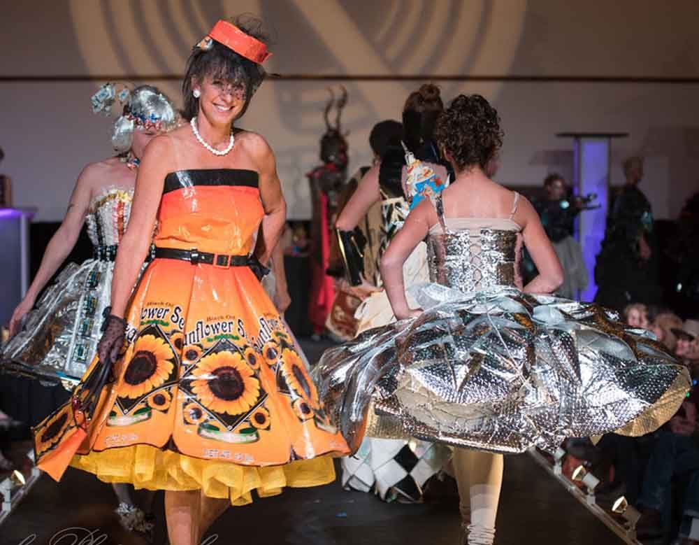 trash-fashion-costume-contest-the-lensic